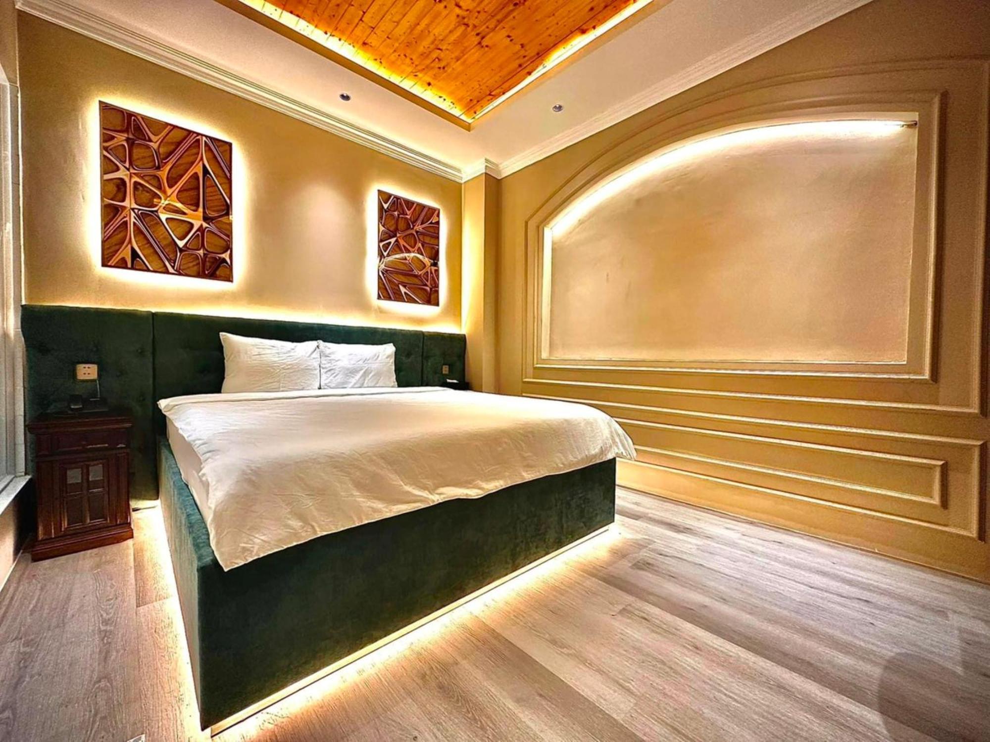Phuoc Hung 3 Hotel Vĩnh Long Exterior foto
